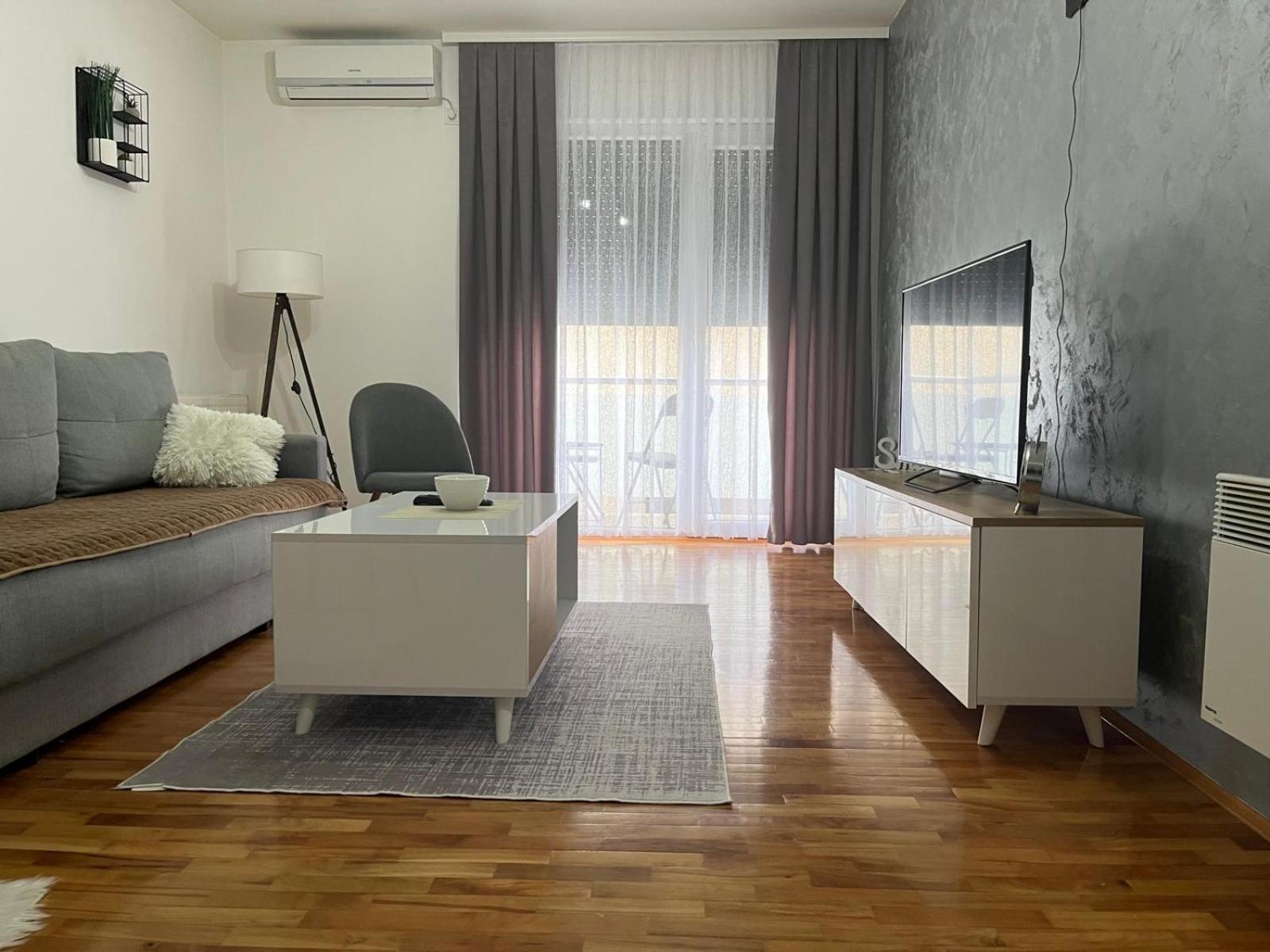Apartman Lux Vranje Zewnętrze zdjęcie